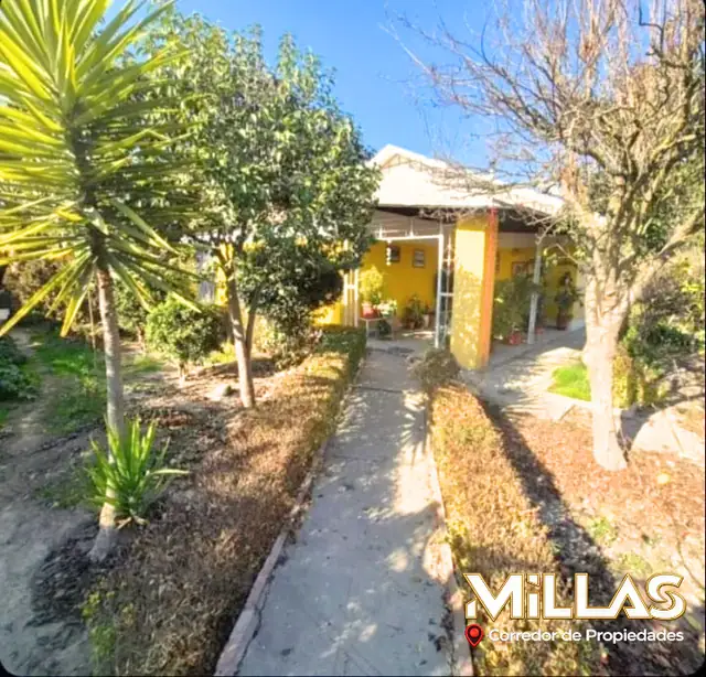 Amplia Casa Sólida en Parcela de 1.031 m² | 5 Dormitorios | Bollenar, Melipilla