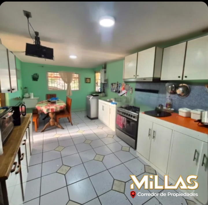 Miniatura 9