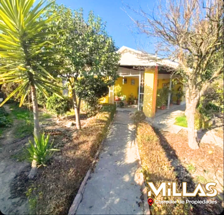 Amplia Casa Sólida en Parcela de 1.031 m² | 5 Dormitorios | Bollenar, Melipilla